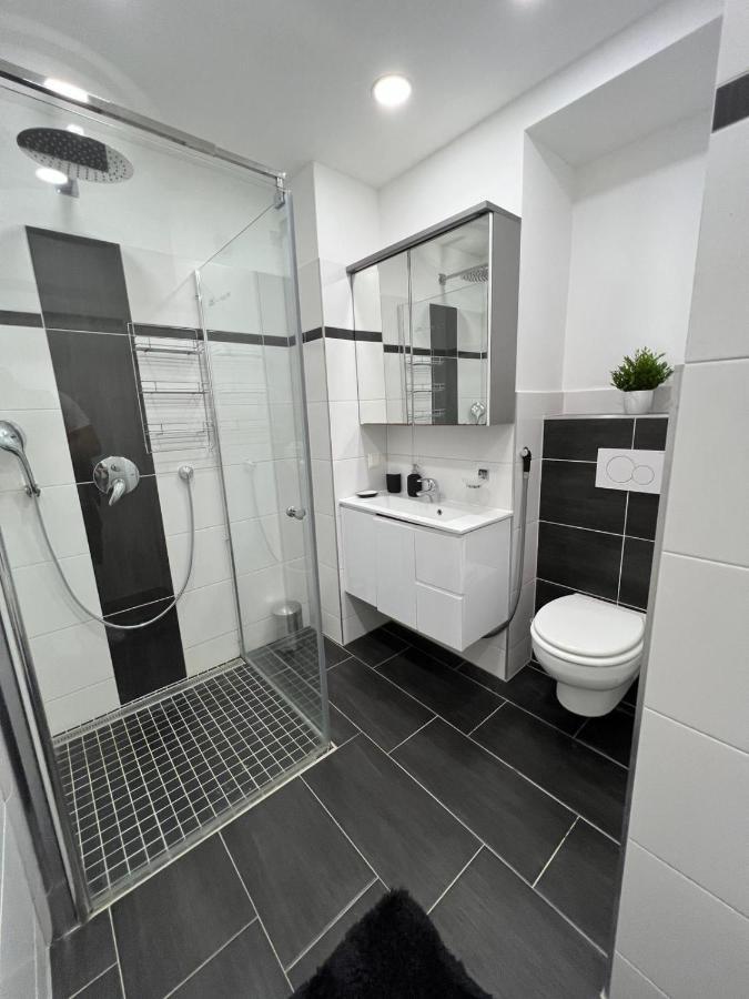 Monterey Apartment Viena Exterior foto